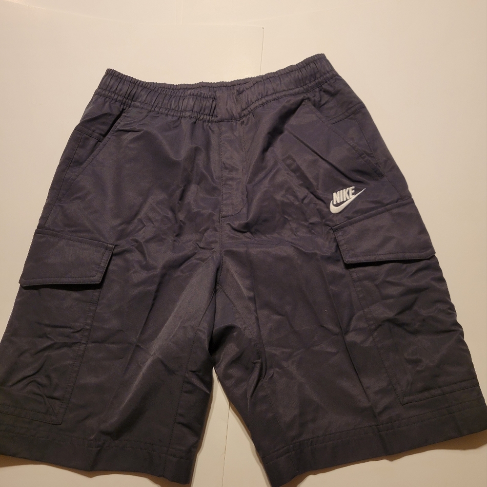 Nike Men’s Sportswear Club Cargo Shorts